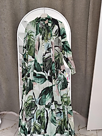 Yeşil çicek li elbise