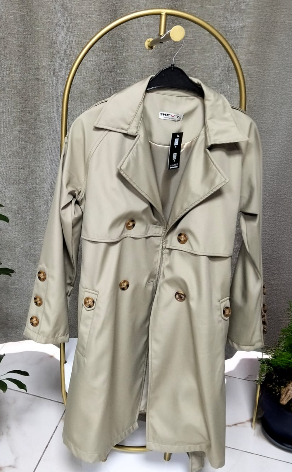 Düğme Detaylı Kadın Trençkot