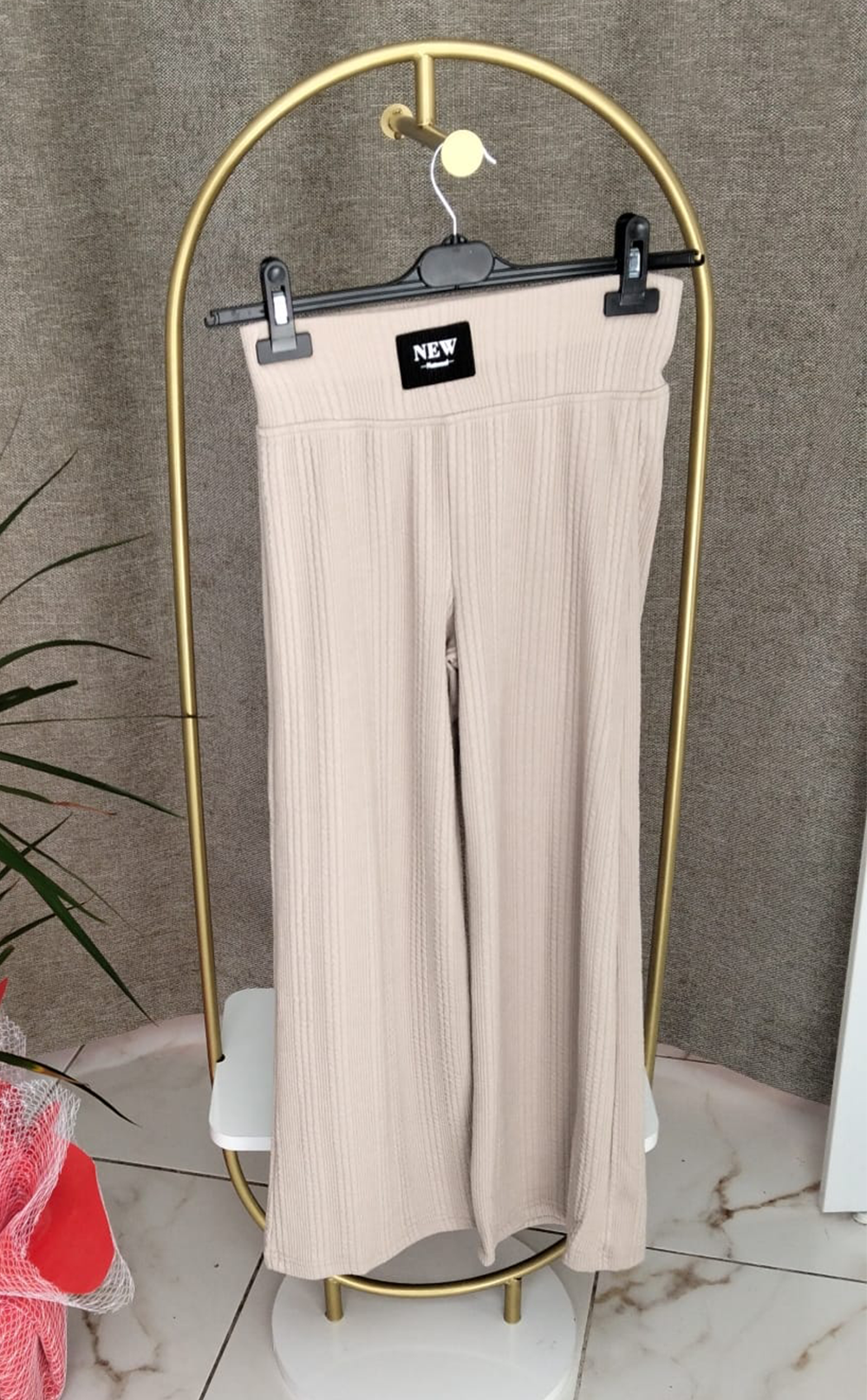 Triko Kız Bol Pantolon Bej