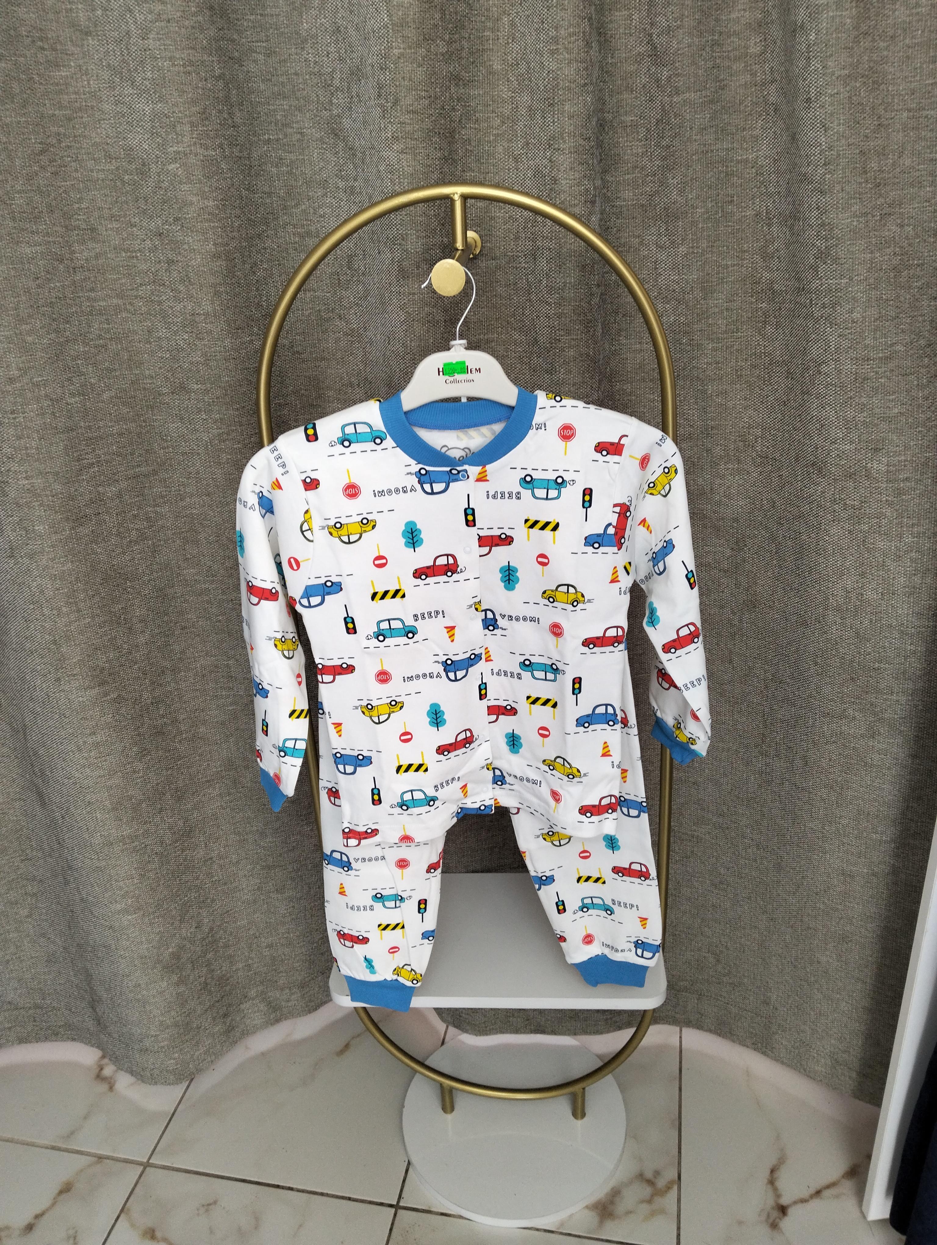 Erkek çocuk pijama takımı